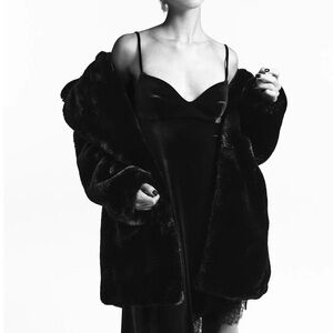 BNWT Zara Luxurious Black Faux Fur Coat